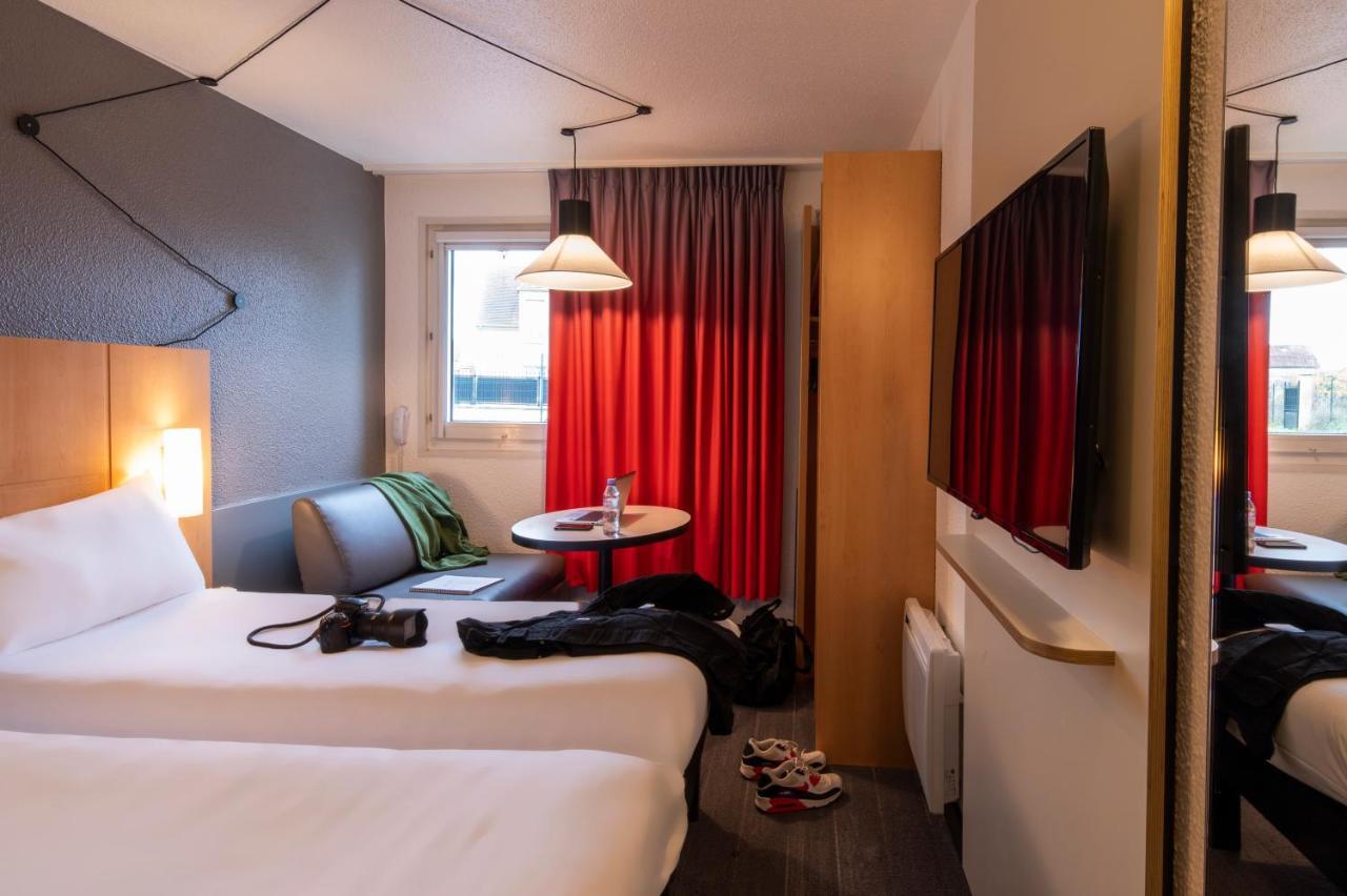 Ibis Cergy Pontoise Le Port Hotel Exterior foto