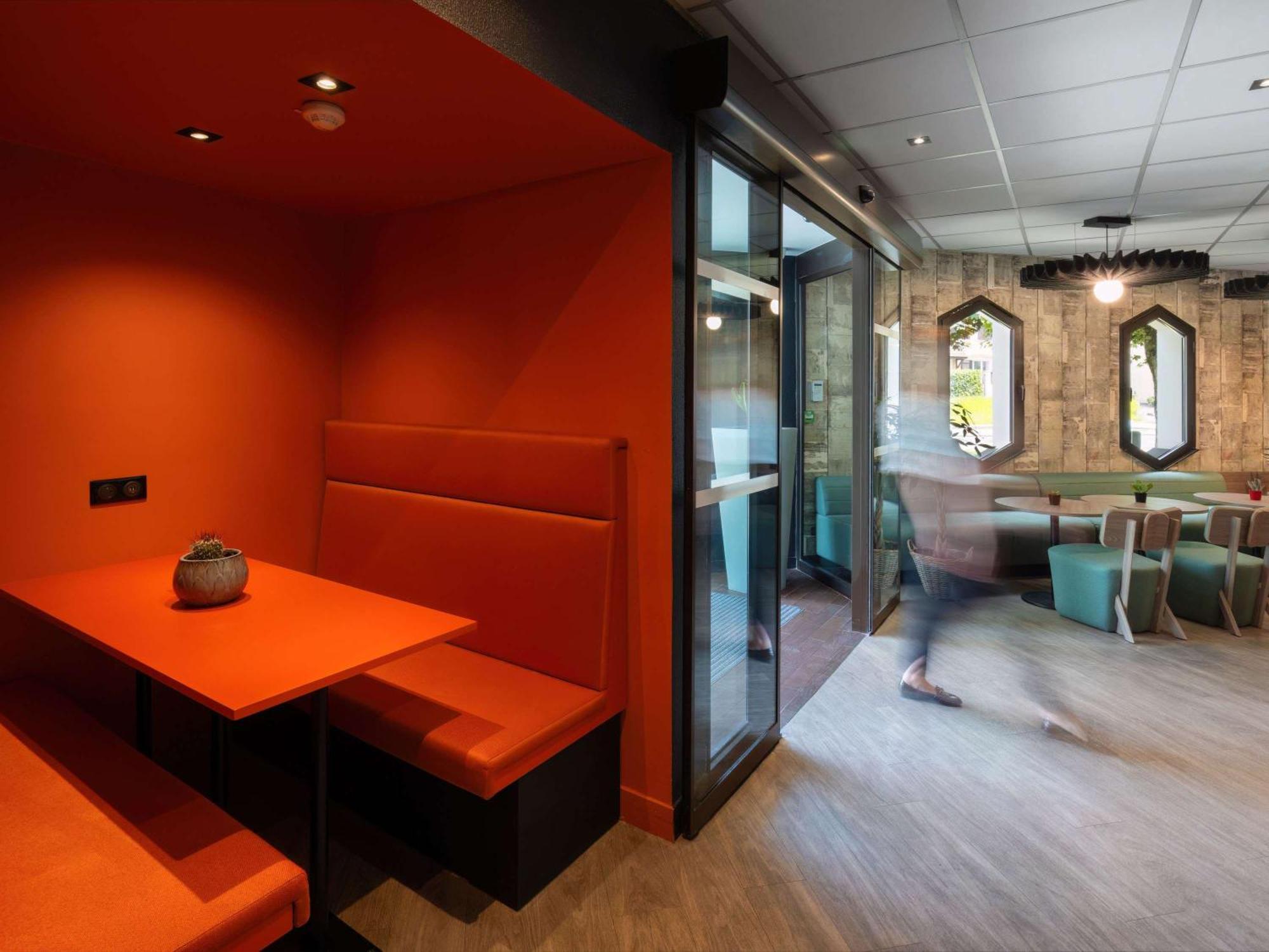 Ibis Cergy Pontoise Le Port Hotel Exterior foto