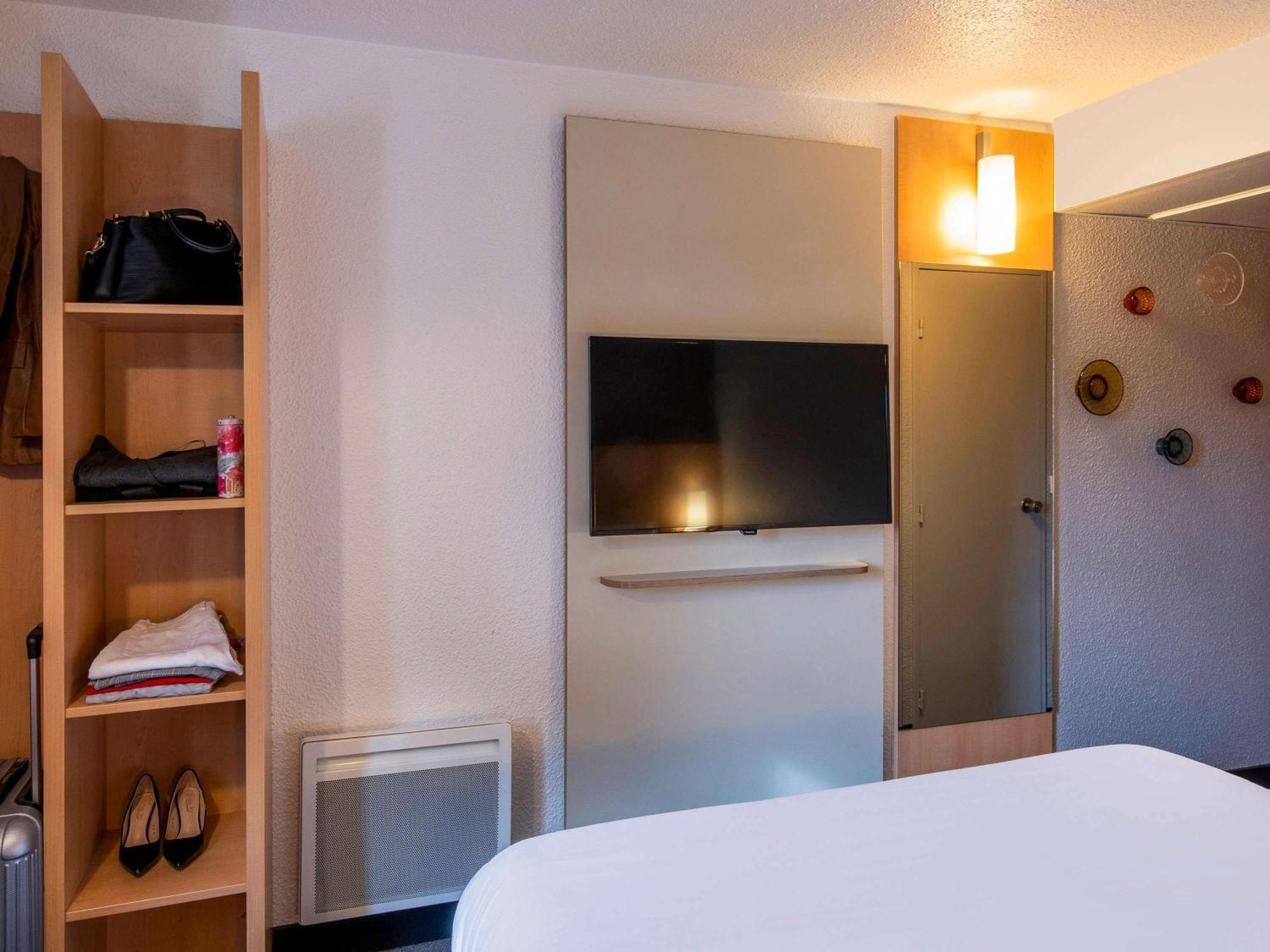 Ibis Cergy Pontoise Le Port Hotel Exterior foto