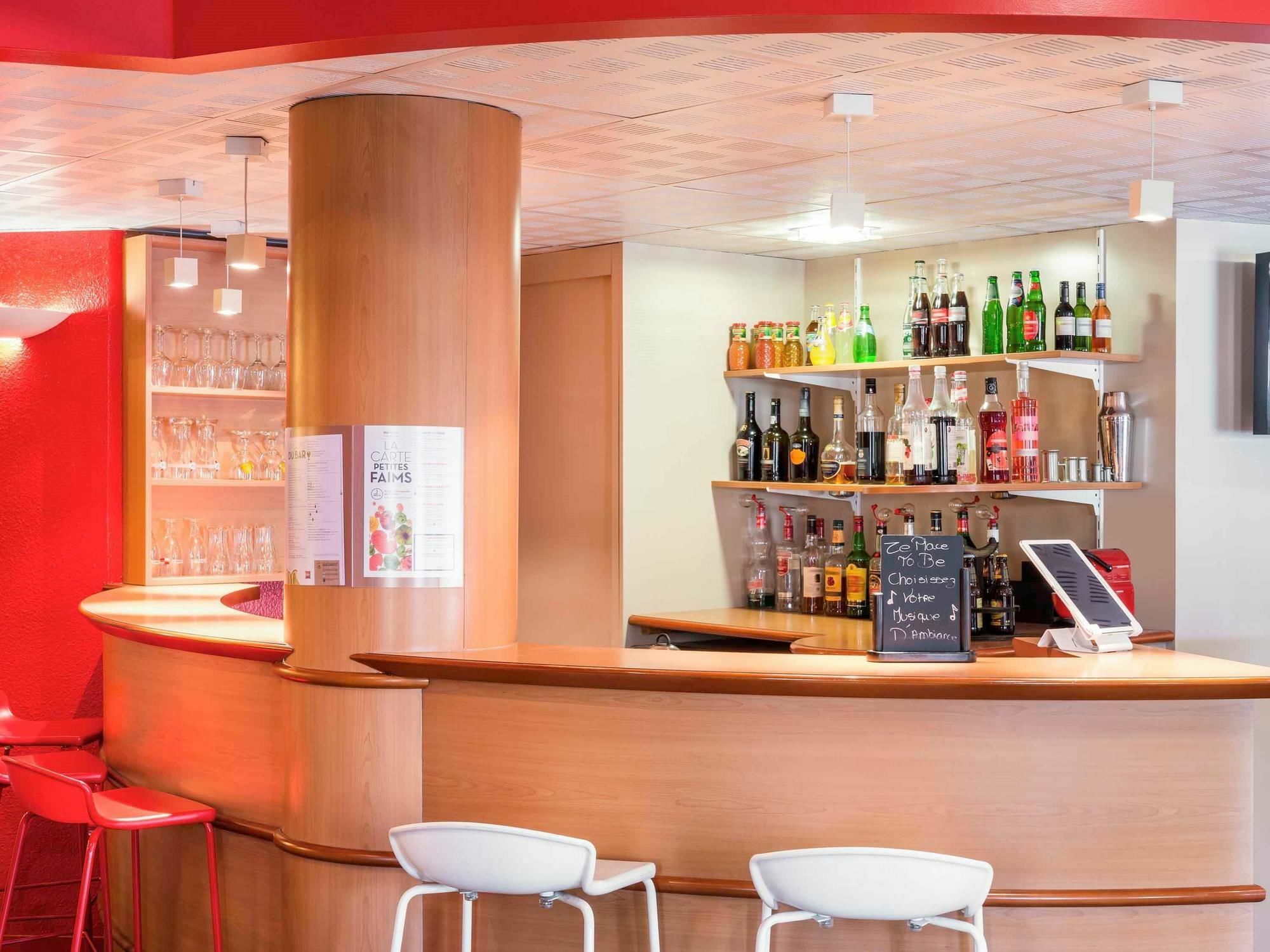 Ibis Cergy Pontoise Le Port Hotel Exterior foto